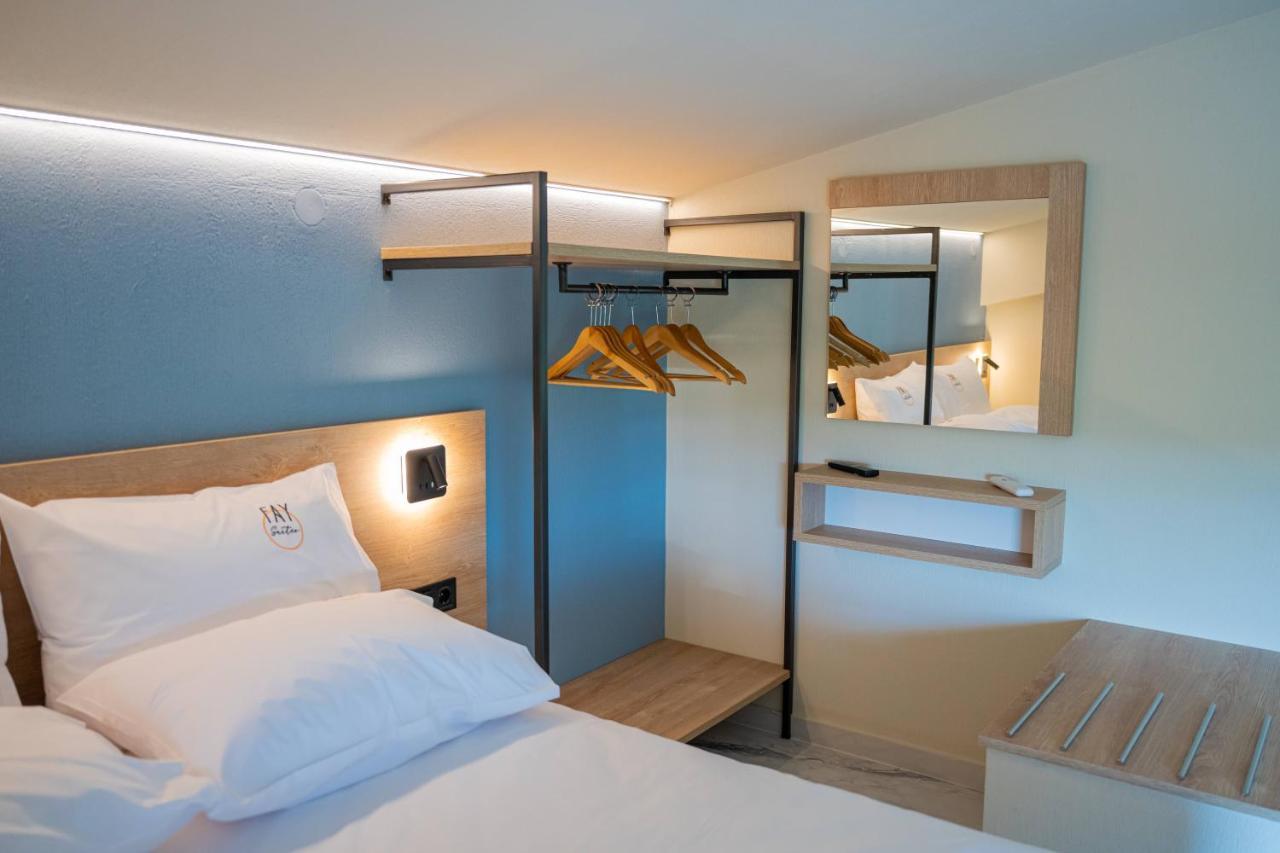 Fay Suites ฟิออยิตา ภายนอก รูปภาพ
